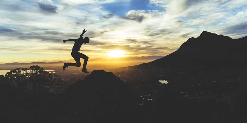 智能运维实战：基于AI的网络异常检测与根因分析模型构建指南